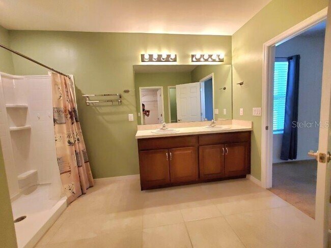 Building Photo - 3648 Pebble Terrace