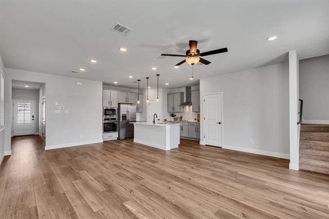 Building Photo - 1718 Zachary Ave