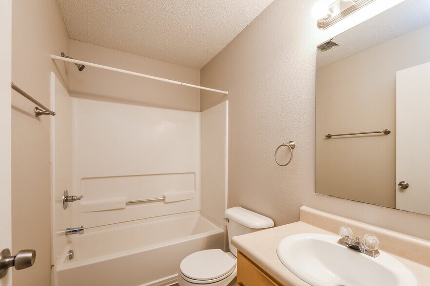 Building Photo - 9322 W Dockside Cir