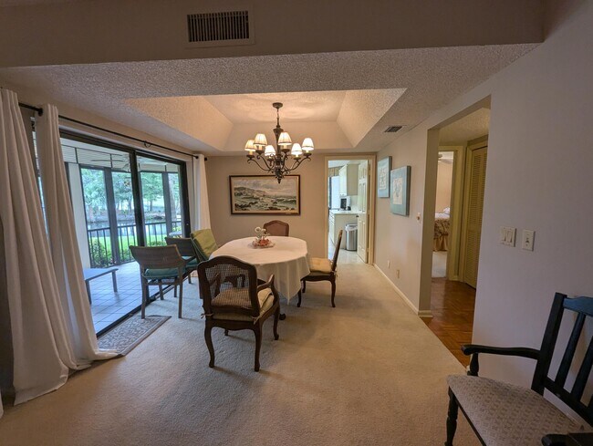 Building Photo - 16941 Waterbend Dr