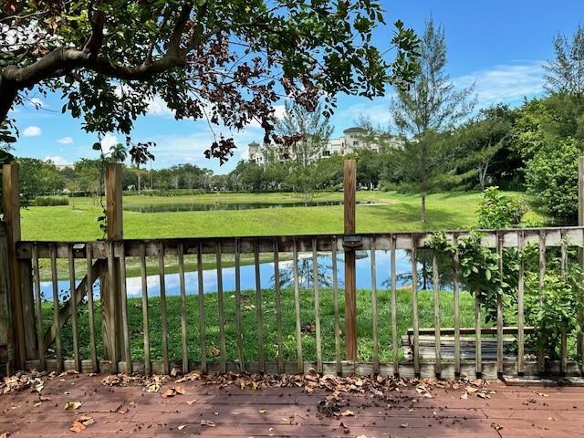 Building Photo - 423 N University Dr