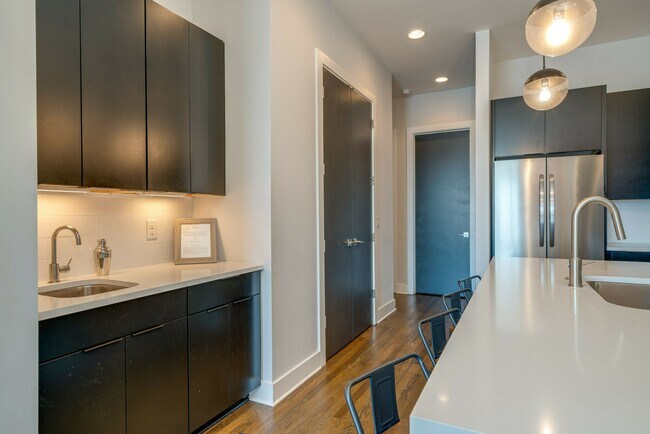 Building Photo - 2910 Felicia St