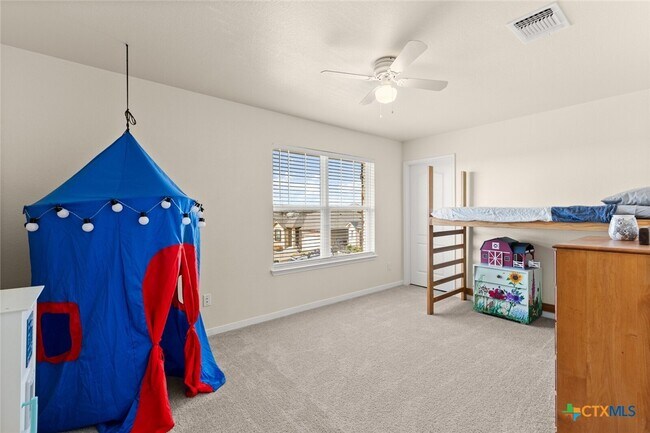 Building Photo - 2233 Chia Ct