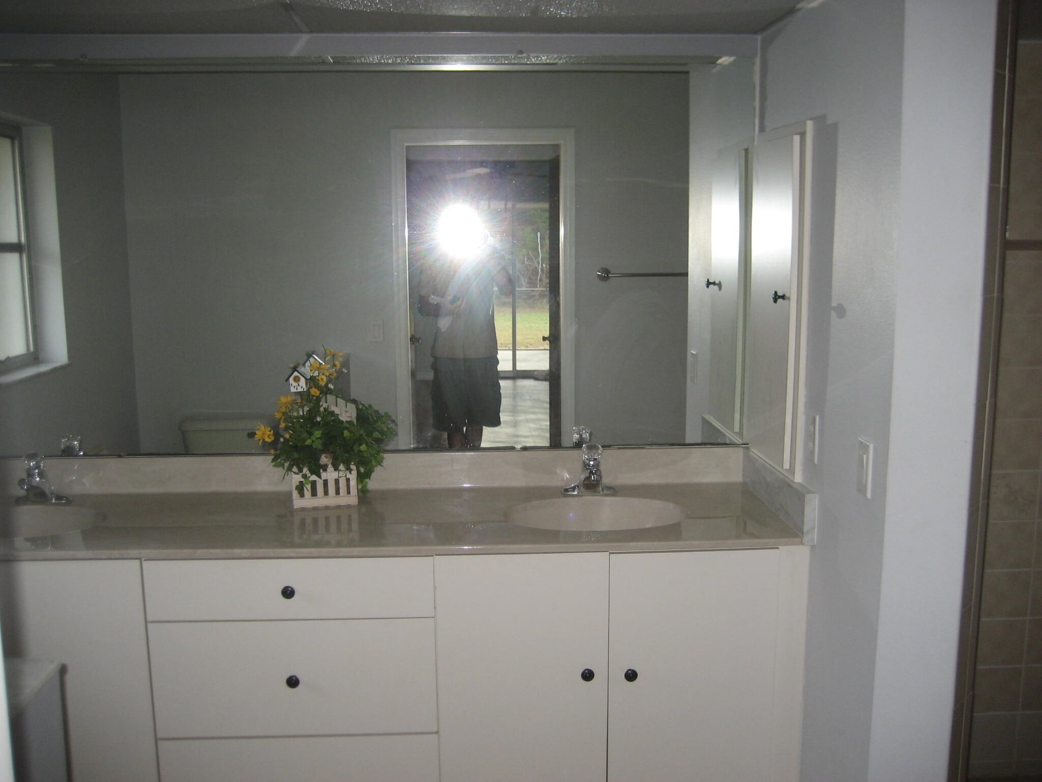 Building Photo - 13231 Windcrest Dr