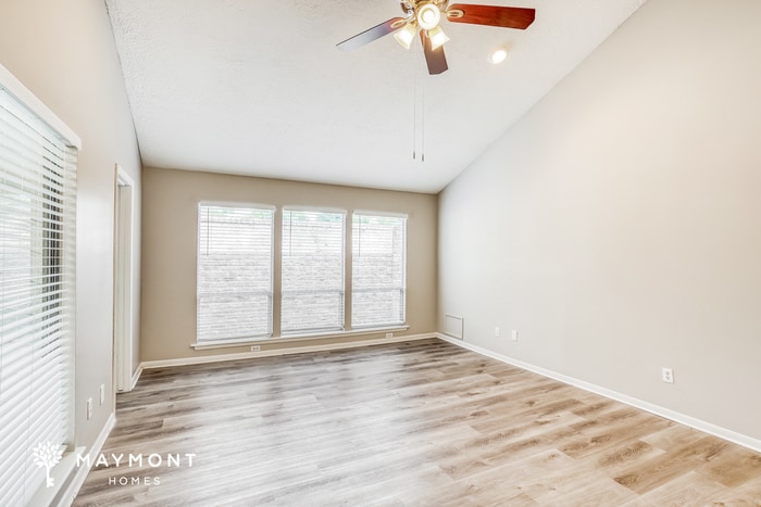 Building Photo - 13823 Swiss Hill Dr
