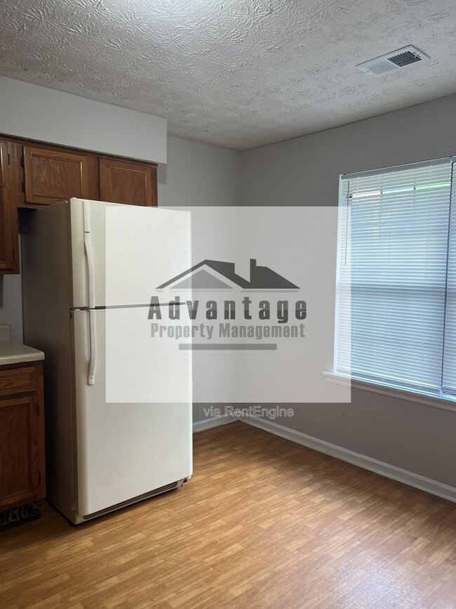 Building Photo - 980 Ohara Dr