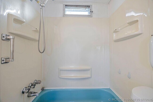 Building Photo - 14556 Glenview Dr