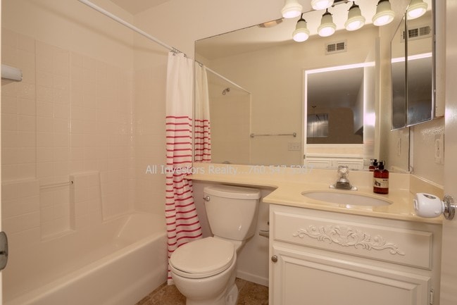 Building Photo - 4675 Los Alamos Way