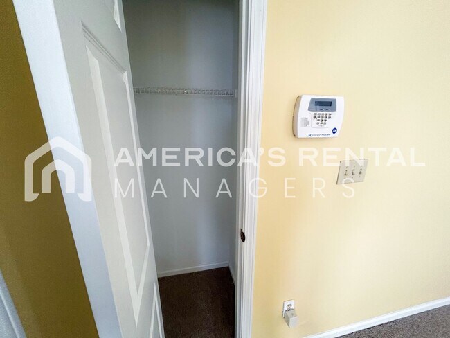 Building Photo - Home for Rent in Birmingham!