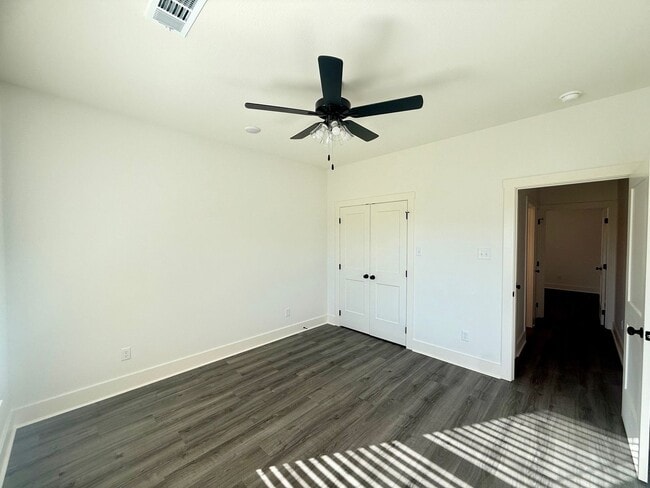 Building Photo - 4005 Doler Cv