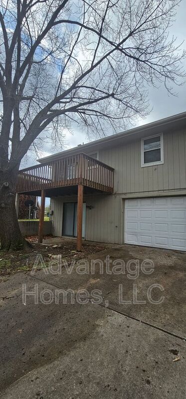 Building Photo - 11418 E 71 St