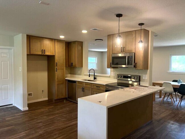 Building Photo - 3615 Electra Dr