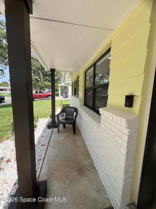 Building Photo - 730 Glade Rd