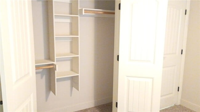 Building Photo - 2703 SW Ledbury Cove