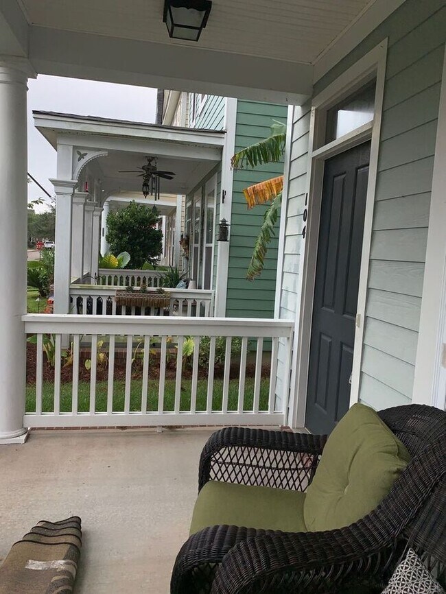 2 Story Home in White Gables! 104 Dandelion St Summerville SC 29483 Apartment Finder