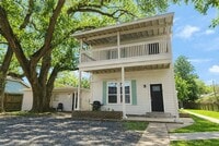 Building Photo - 511 W Cleveland St