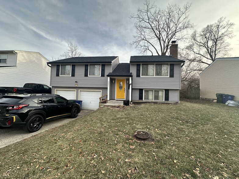 Building Photo - 3951 Farm Brook Ln