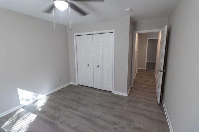 Building Photo - 3705 Hermitage Rd