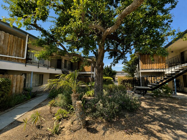 Building Photo - 343 S Steckel Dr
