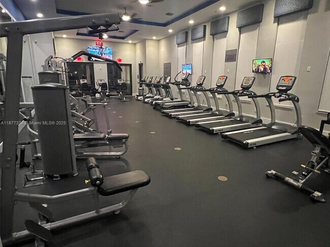 Building Photo - 9204 SW 170th Ct