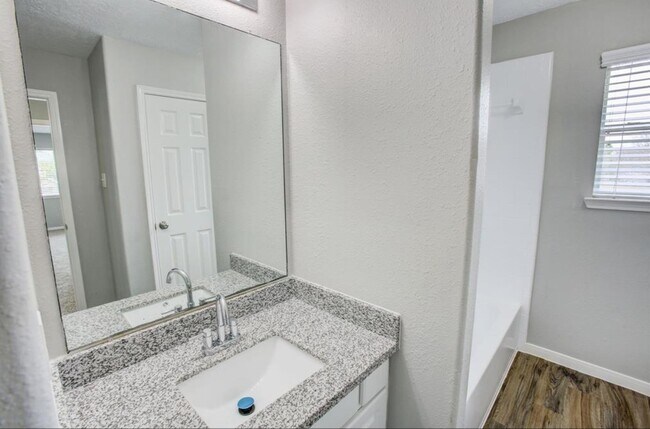 Building Photo - 2301 Wimberly Dr