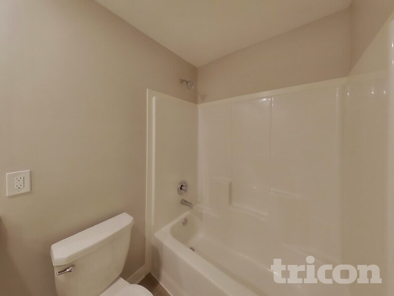 Building Photo - 4740 W Mineral Ln