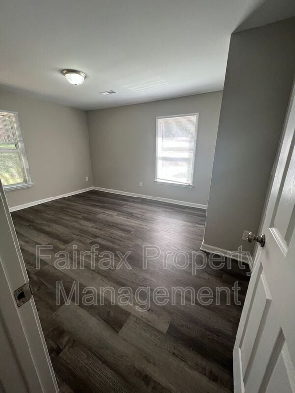 Building Photo - 2612 Owen St