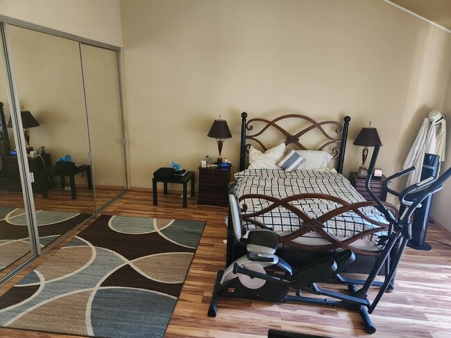 Building Photo - 21801 Burbank Blvd