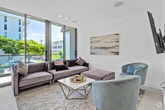 Building Photo - 9350 Bay Harbor Terrace
