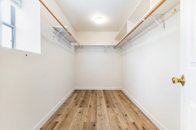 Building Photo - 1825 Hanford St