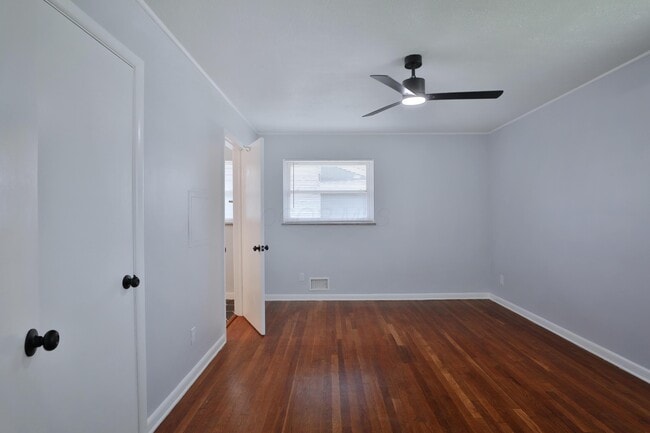 Building Photo - 4474 Starret Rd