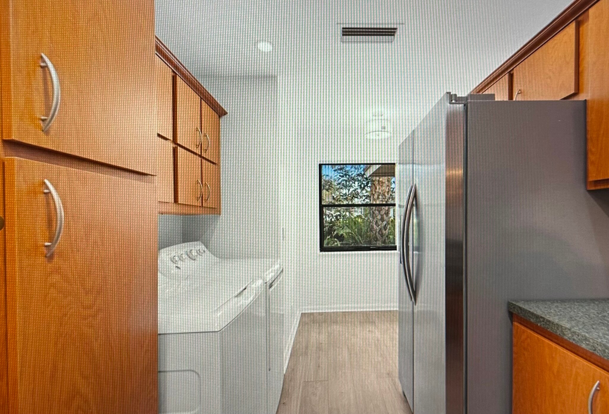 Building Photo - 2902 SW 21st Ter
