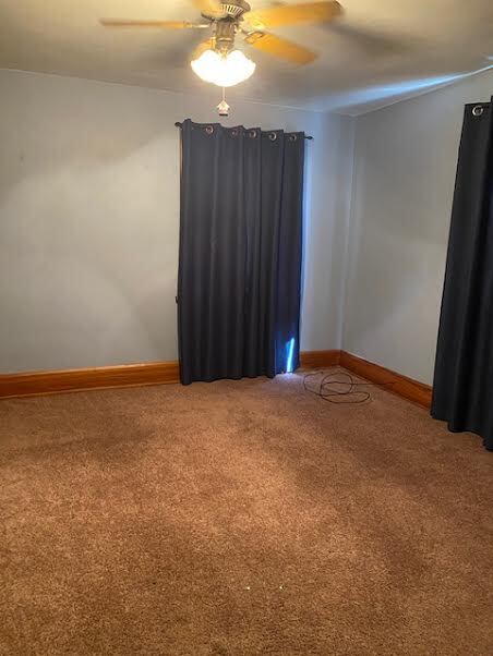 Building Photo - 352 W South St