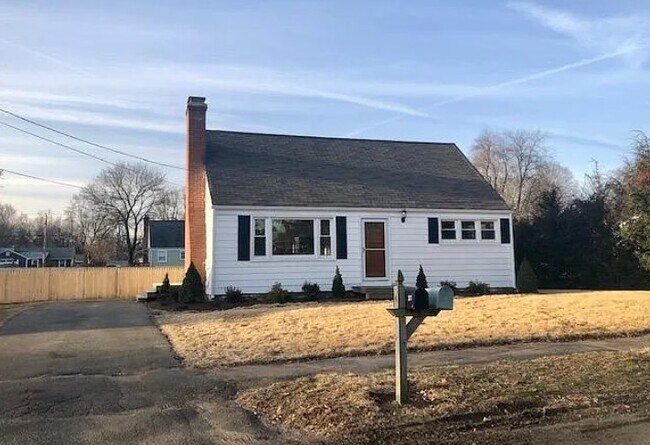 Building Photo - 27 Campbell Dr