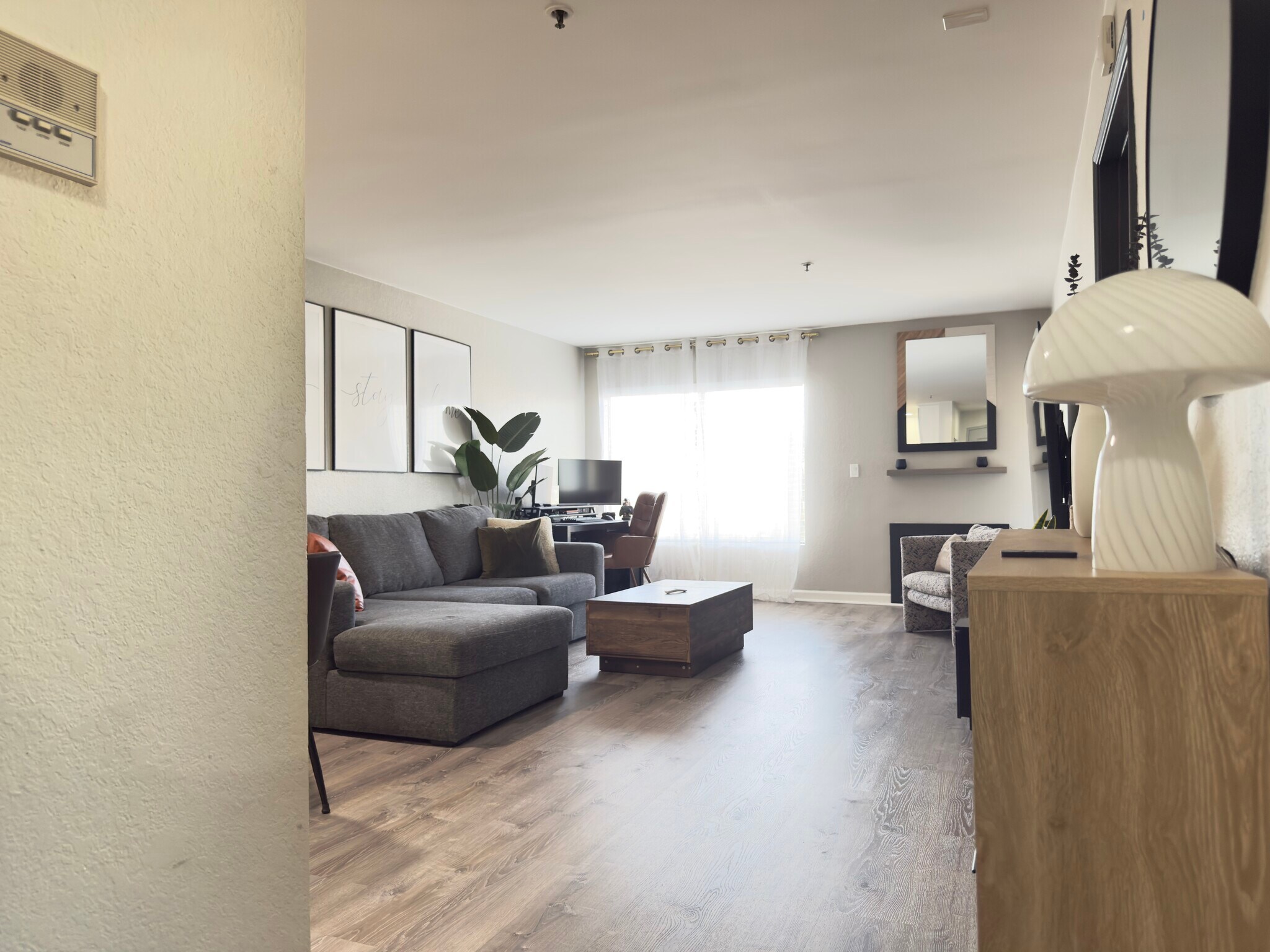 Building Photo - 5605 Friars Rd