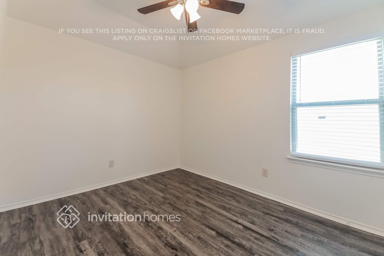 Building Photo - 1408 Red River Dr