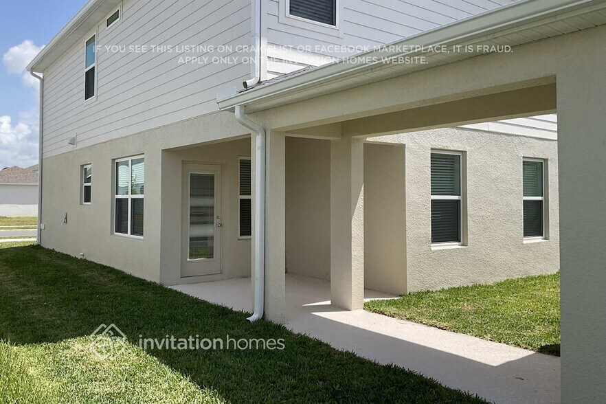 Building Photo - 2009 Tohoqua Blvd