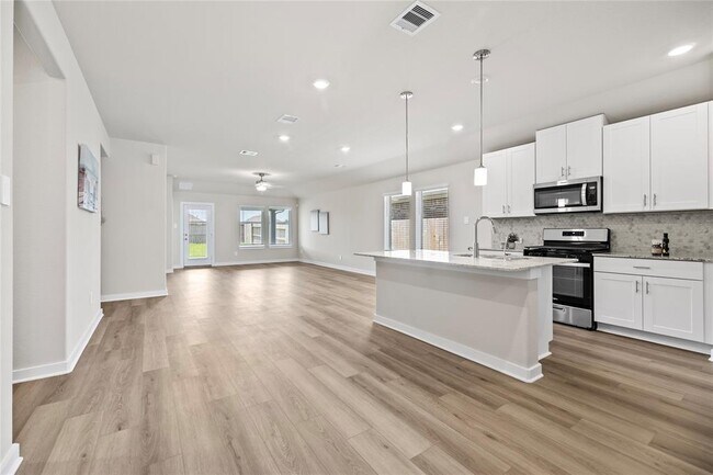 Building Photo - 6306 Brazos Trl Dr