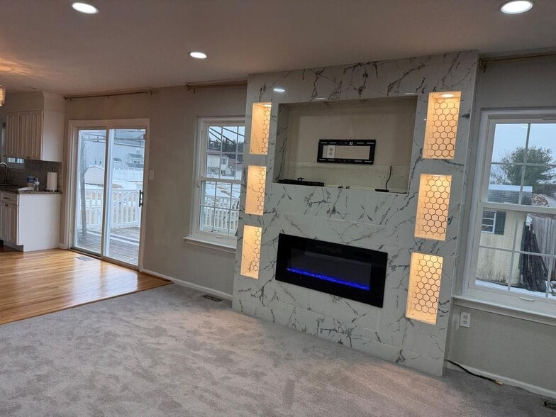 Building Photo - 143 Sweetbay Ln