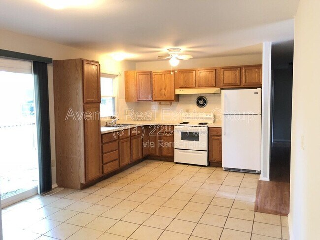 Building Photo - 302 Brightsand Ct