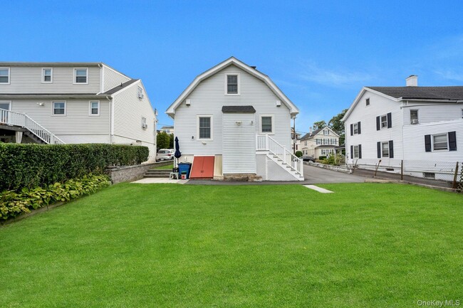 Building Photo - 426 Jefferson Ave