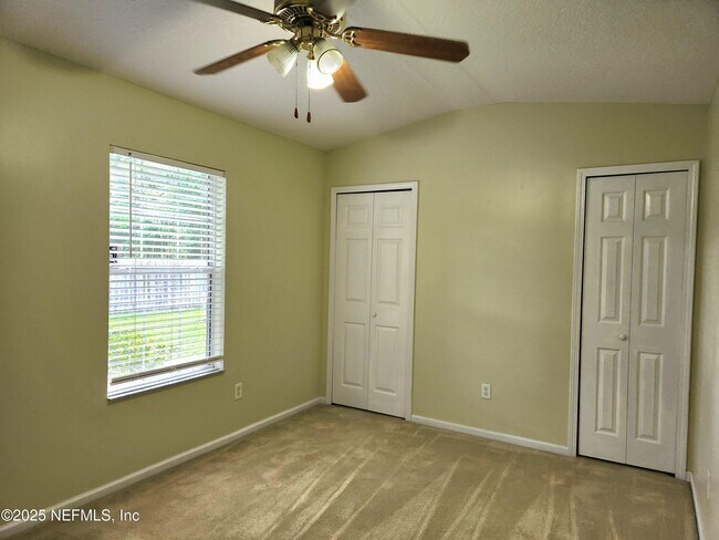 Building Photo - 37127 Lorena Dr