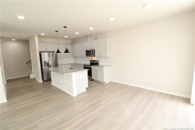 Building Photo - 104 Kineton Woods Way