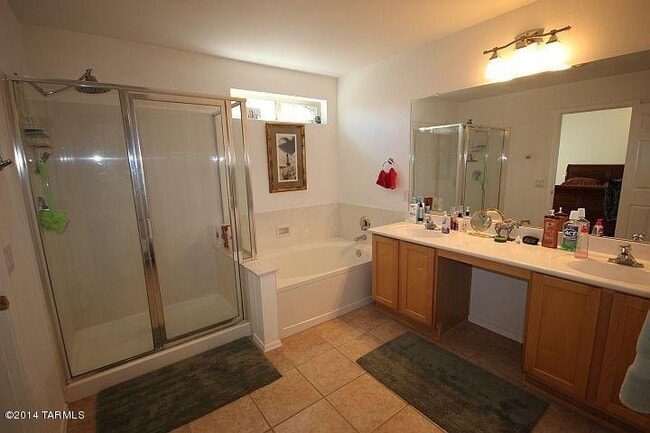 Building Photo - 8851 N Palo Verde Bluffs Pl