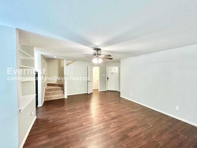 Building Photo - 320 Ezekial Ave