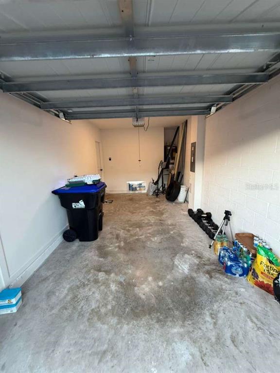 Building Photo - 14722 Outfitter St