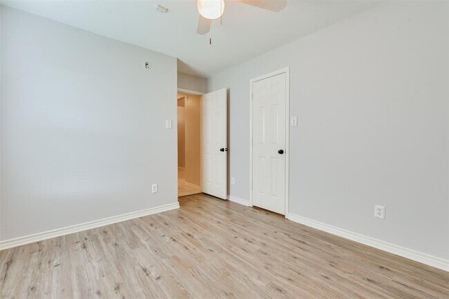 Building Photo - 12110 English Brook Cir