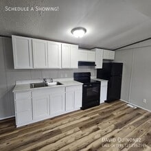 Building Photo - 5610 Lesteele-