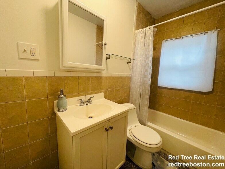 Building Photo - 20 Shanley St