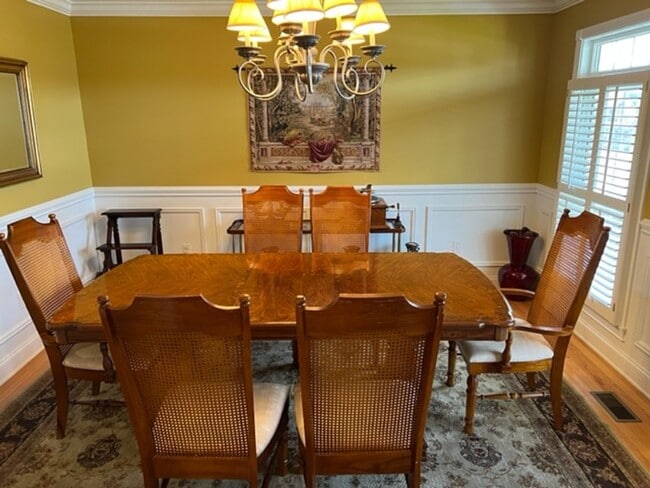 Building Photo - City of Maryville 37803 - SHORT TERM lease considered! Furnished! - 4 bedroom, 3.5 bath home - Ca...